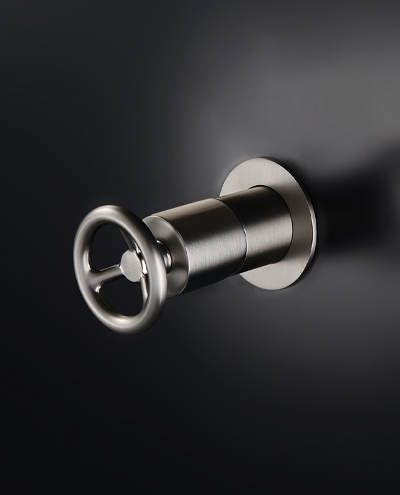 אינטרפוץ 3 דרך בונטון/אורבן רטרו מוברש