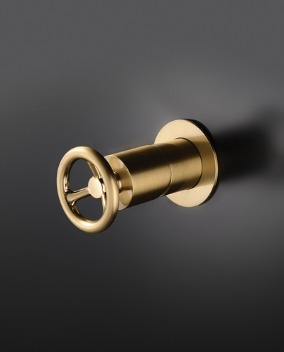 אינטרפוץ 3 דרך בונטון/אורבן רטרו גולד מט