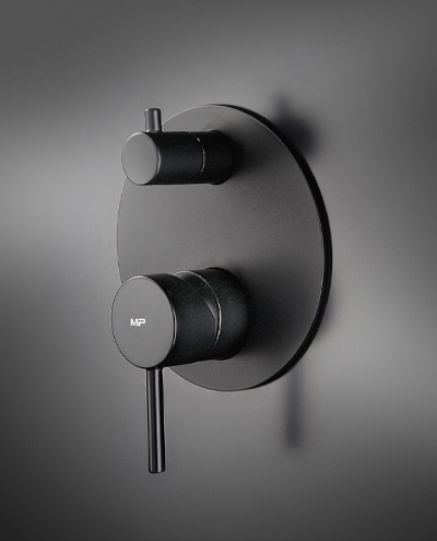 אינטרפוץ 4 דרך בונטון/אורבן עגול שחור מט