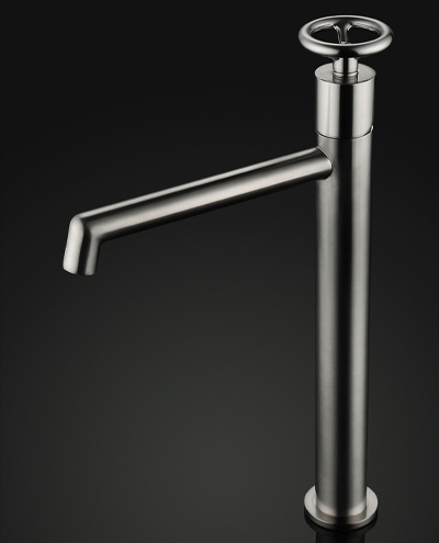 ברז בונטון גבוה רטרו מוברש