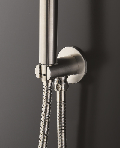 נקודת מים עגולה עם תפסן מוברש