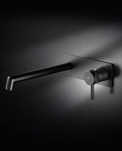 ברז קיר בונטון פדרו שחור מט